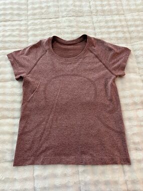 Lululemon Swiftly Tech short sleeve